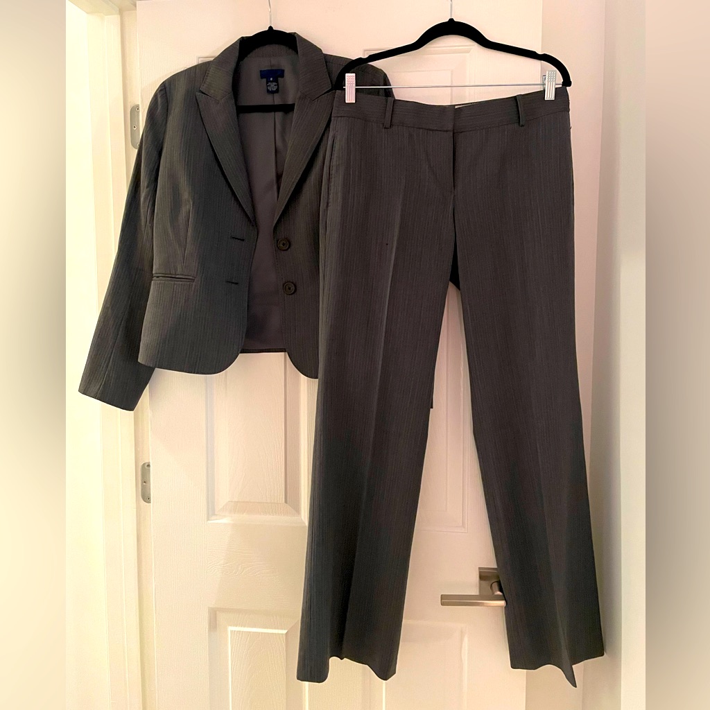 J.Crew Women’s Gray Wool Pantsuit - 8